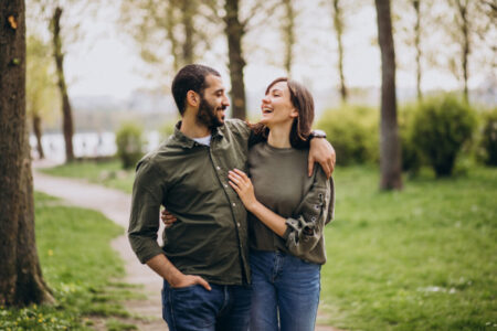 Aplicativo para conhecer pessoas da mesma região: Bumble, Happn, Hinge e Tinder