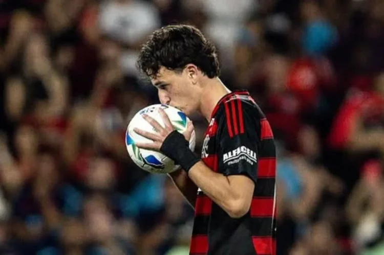 Veja se o Flamengo tem transmissão ao vivo liberada neste aplicativo: Prime Video, Globoplay e Premiere